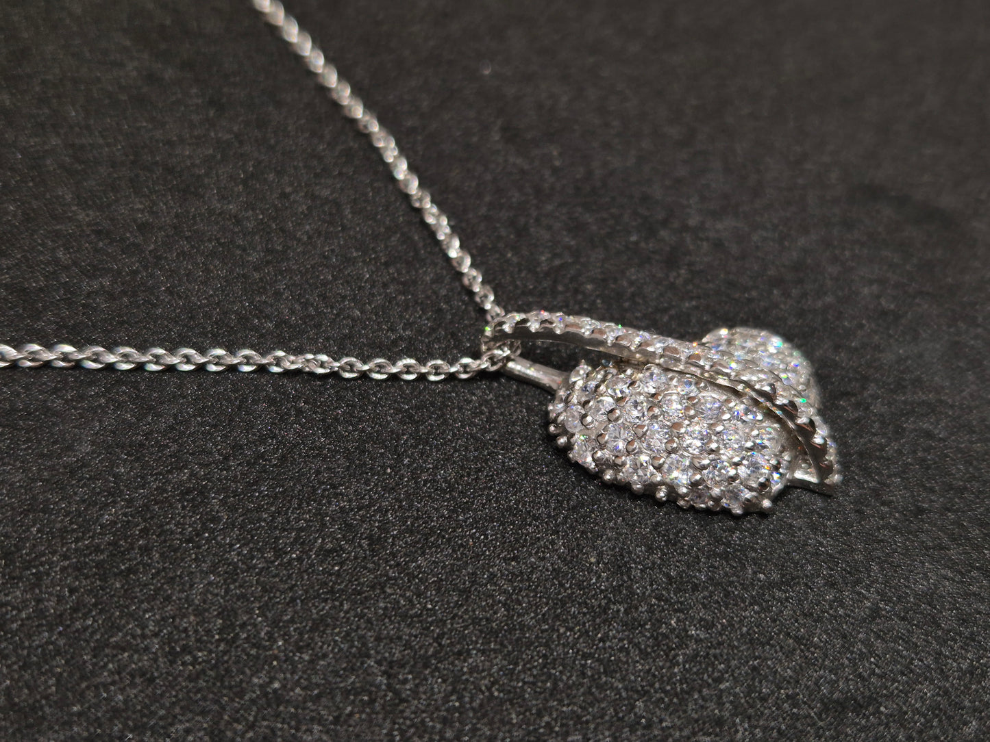 Hjertebånd m/zirkon og kjede